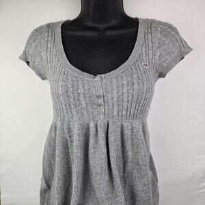 Hollister babydoll y2k top size small short sleeve. Hong Kong made. Flaws